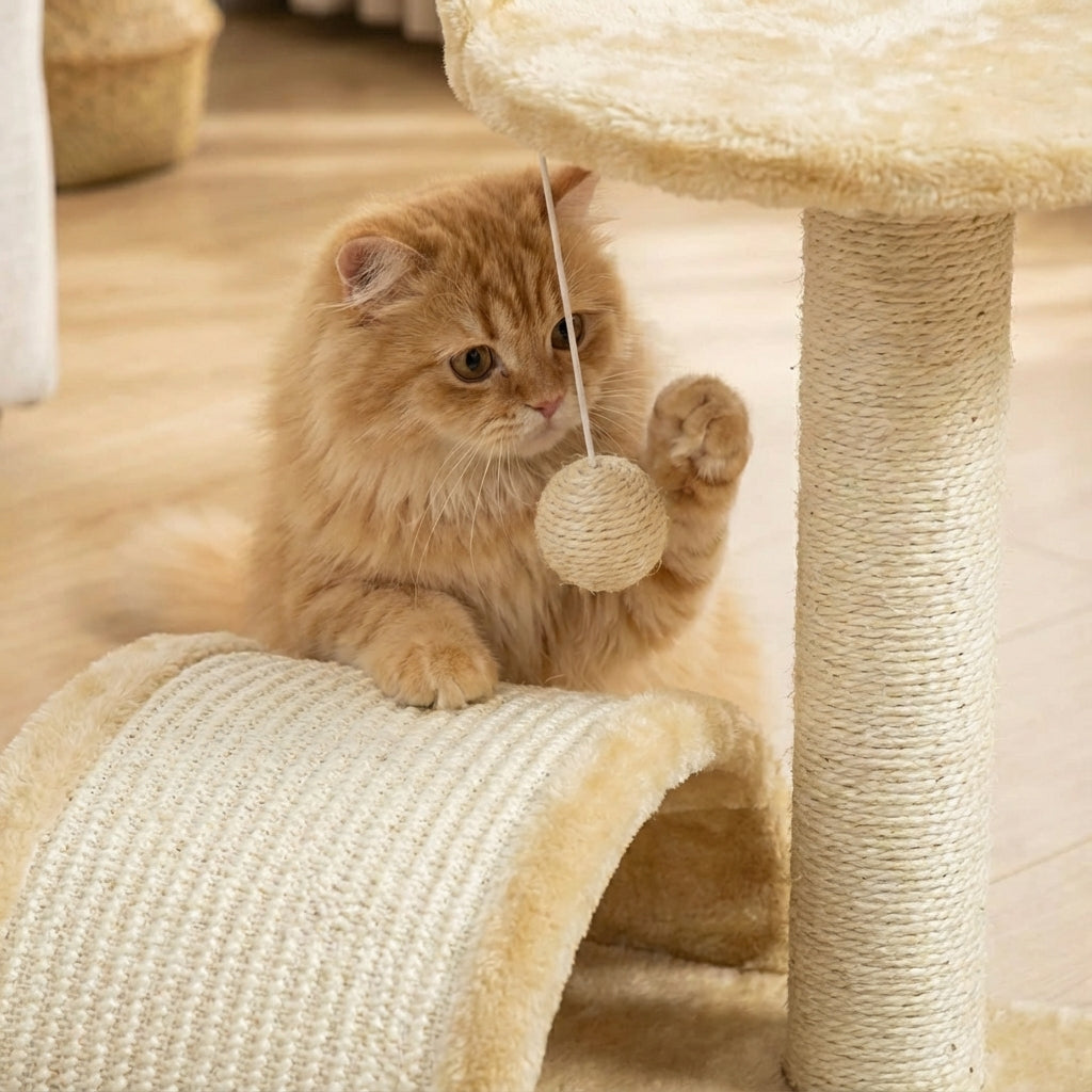 Petit arbre à chat beige 46 cm avec griffoir et poteau à gratter