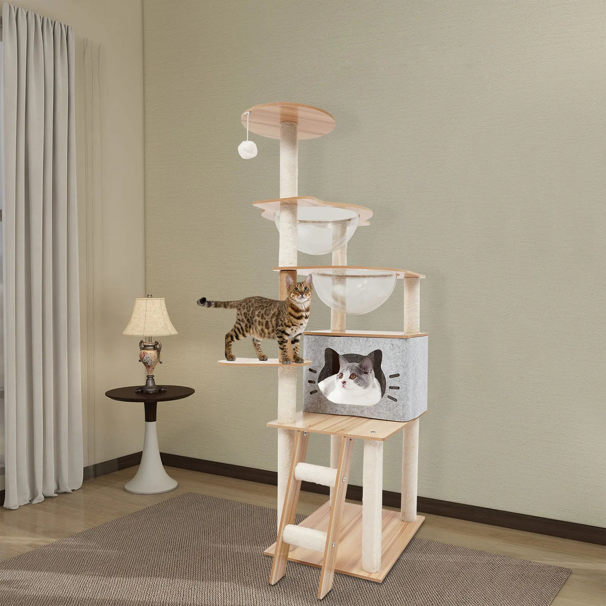 Arbre à chat 135 cm avec perchoirs en peluche et poteaux à griffer