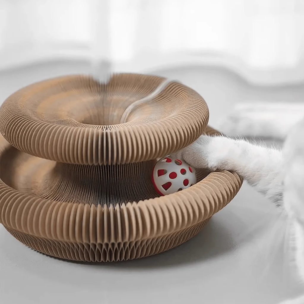 Jouet griffoir interactif pour chats avec balle